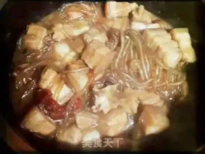 Make A casserole of red meat step 4