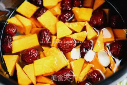 Make Red-tree pumpkin lilies step 3