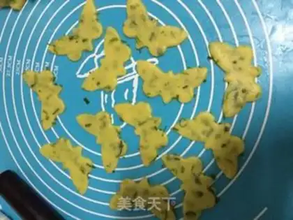 Make Onion cookies step 9