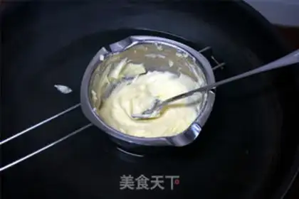 Make A mustard cheese mouth step 4