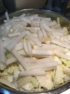 Make Simple sauerkraut step 3