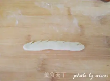 Make Little tiger flower step 14