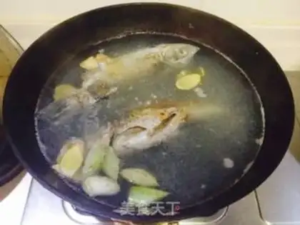 Make The tofu soup of the white fish step 7