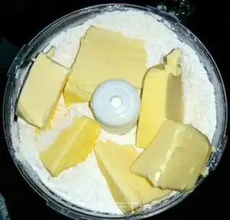 Make Sweet apple pie step 2