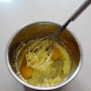 Make A pound cake of clot nuts step 1