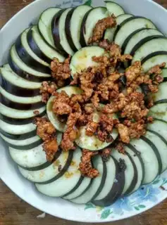 Make Garlic pasta, eggplant step 5