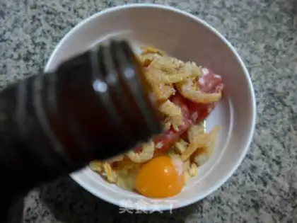 Make Eggs start steaming meat step 3
