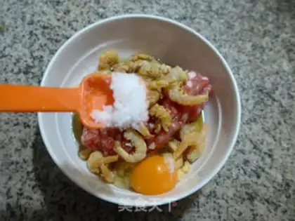 Make Eggs start steaming meat step 5