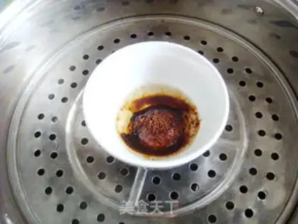Make Red sugar steamed eggs step 2