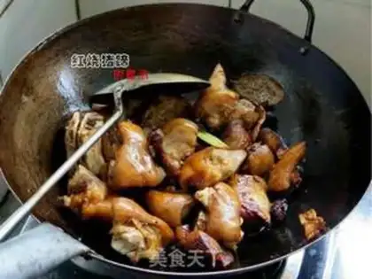 Make Red burning pig hoof step 5