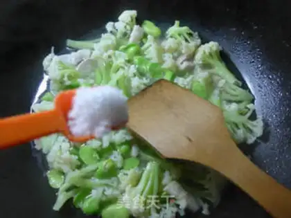 Make Scrambled bean poach step 5