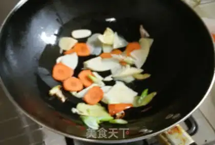 Make Soy sauce, sea cucumber step 4