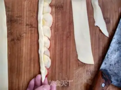 Make Apple Rose step 8