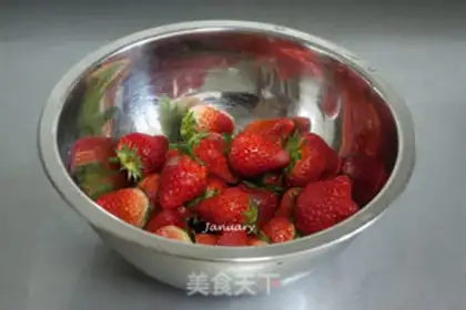 Make Strawberry Moose step 12