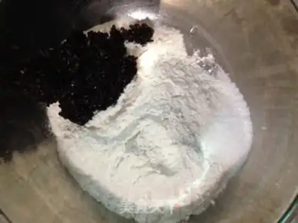 Make Black rice buns step 2