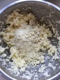 Make Almond cookies step 2