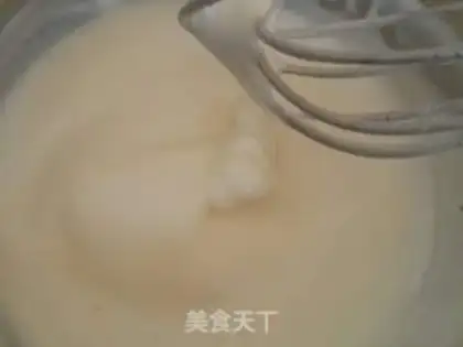 Make Strawberry roll step 4