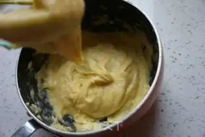Make Flamingo butter puff step 6
