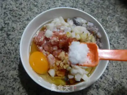 Make Egg squid steaming meat step 5