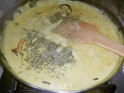 Make Western cream chicken step 6