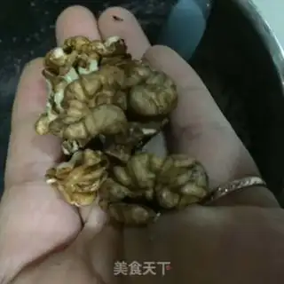 Make walnut sesame paste step 1