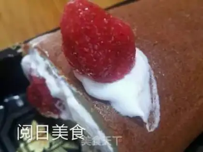 Make Strawberry roll step 12