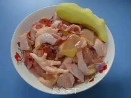 Make A chicken with yellow wine step 0