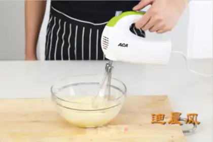 Make Homemade salad sauce step 2