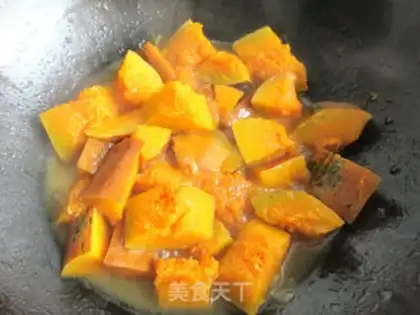 Make A simple vegan pumpkin step 5