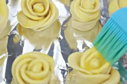 Make The rain, roses, coconuts step 11