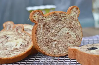 Make Bear bread step 9