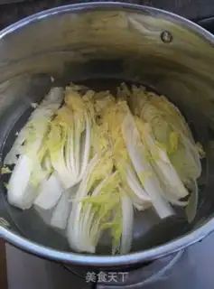 Make Garlic fan dolls step 2