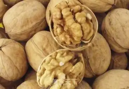 Make The date and walnut step 1