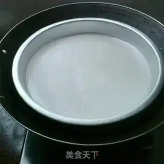 Make Coconut horse hoof cake step 6