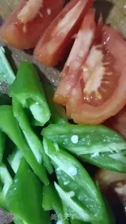 Make Spicy tomato eggs step 2