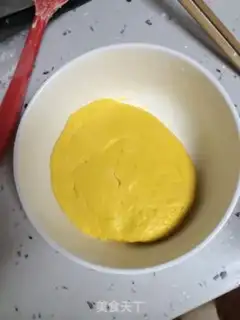 Make Q ROUNDED UP COCONUT MILK step 3