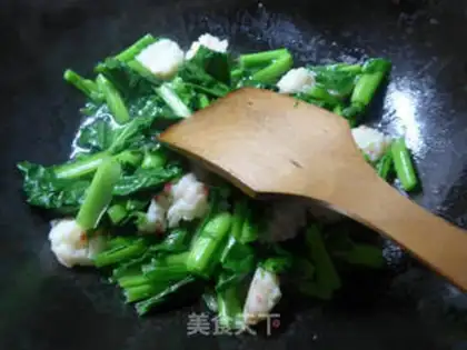 Make Shrimp-flavored oil and vegetables step 6