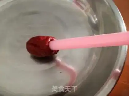 Make Red sugar, red date cake step 2