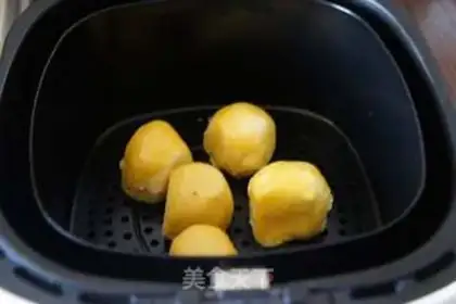 Make Dried bean buns step 3