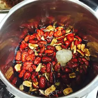Make Homemade dates step 2