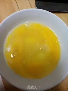 Make Yellow eggs step 1