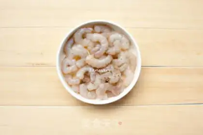 Make Shrimp sprouts step 1