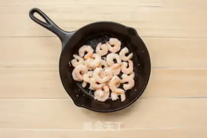 Make Shrimp sprouts step 4