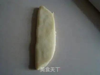 Make Coconut round bread step 5
