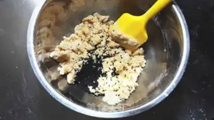 Make A fig cake step 4