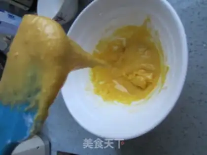 Make Chocolate bar cake step 5