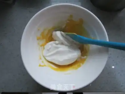 Make Chocolate bar cake step 6