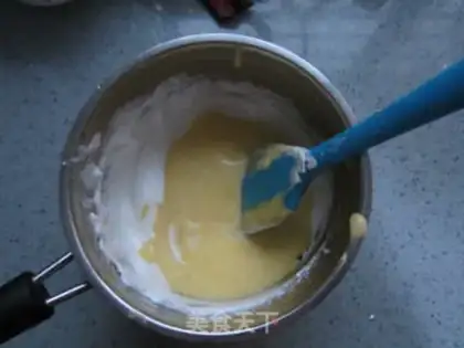 Make Chocolate bar cake step 7