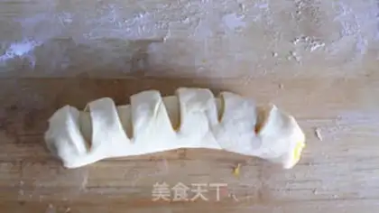 Make Pumpkin roll step 9