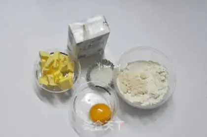 Make Fresh strawberries step 0